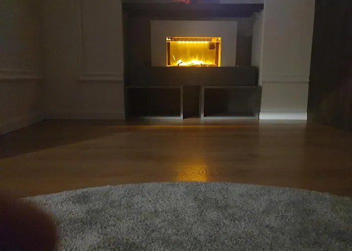 어카머데이션 이바 자다르