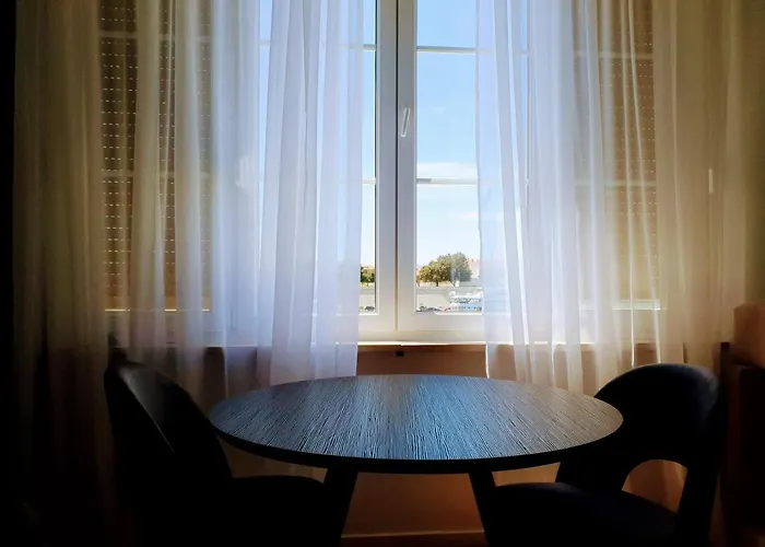 어카머데이션 이바 게스트하우스 4*