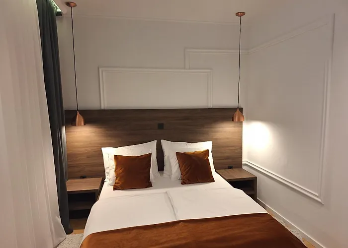 게스트하우스 어카머데이션 이바 4*